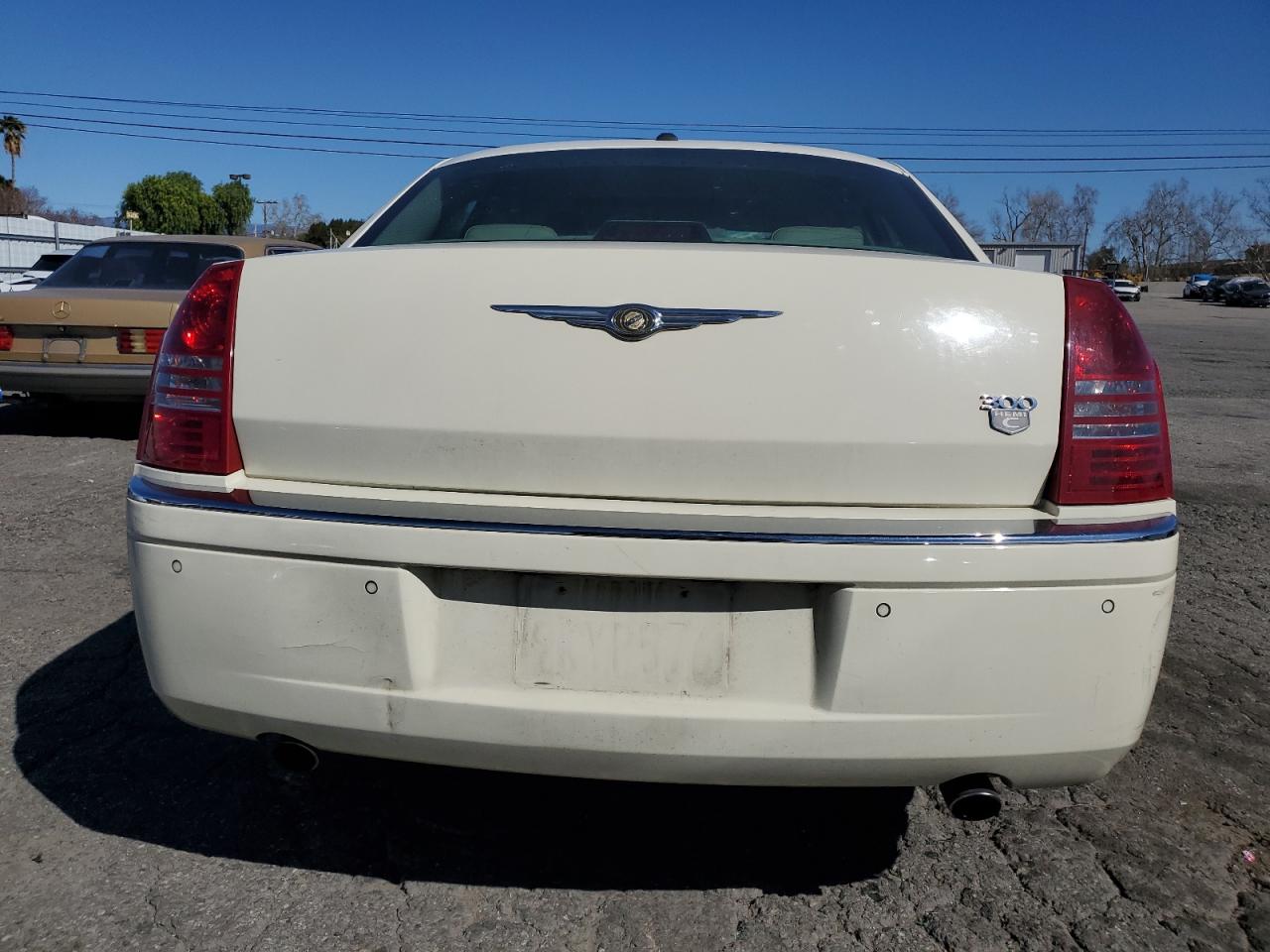2006 Chrysler 300 - Image 6