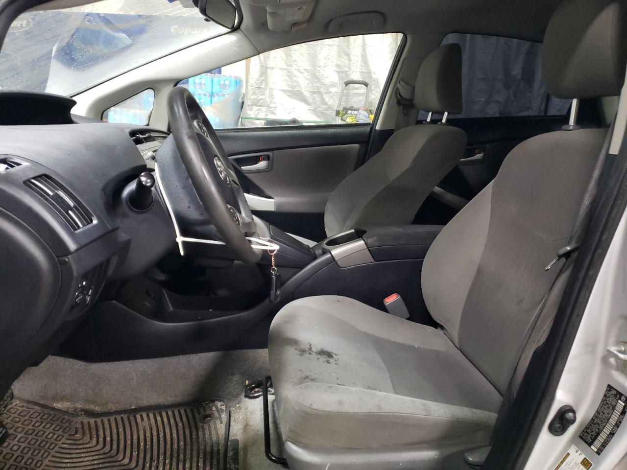 2015 Toyota Prius - Image 7