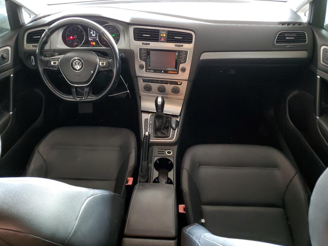 2015 Volkswagen Golf - Image 8