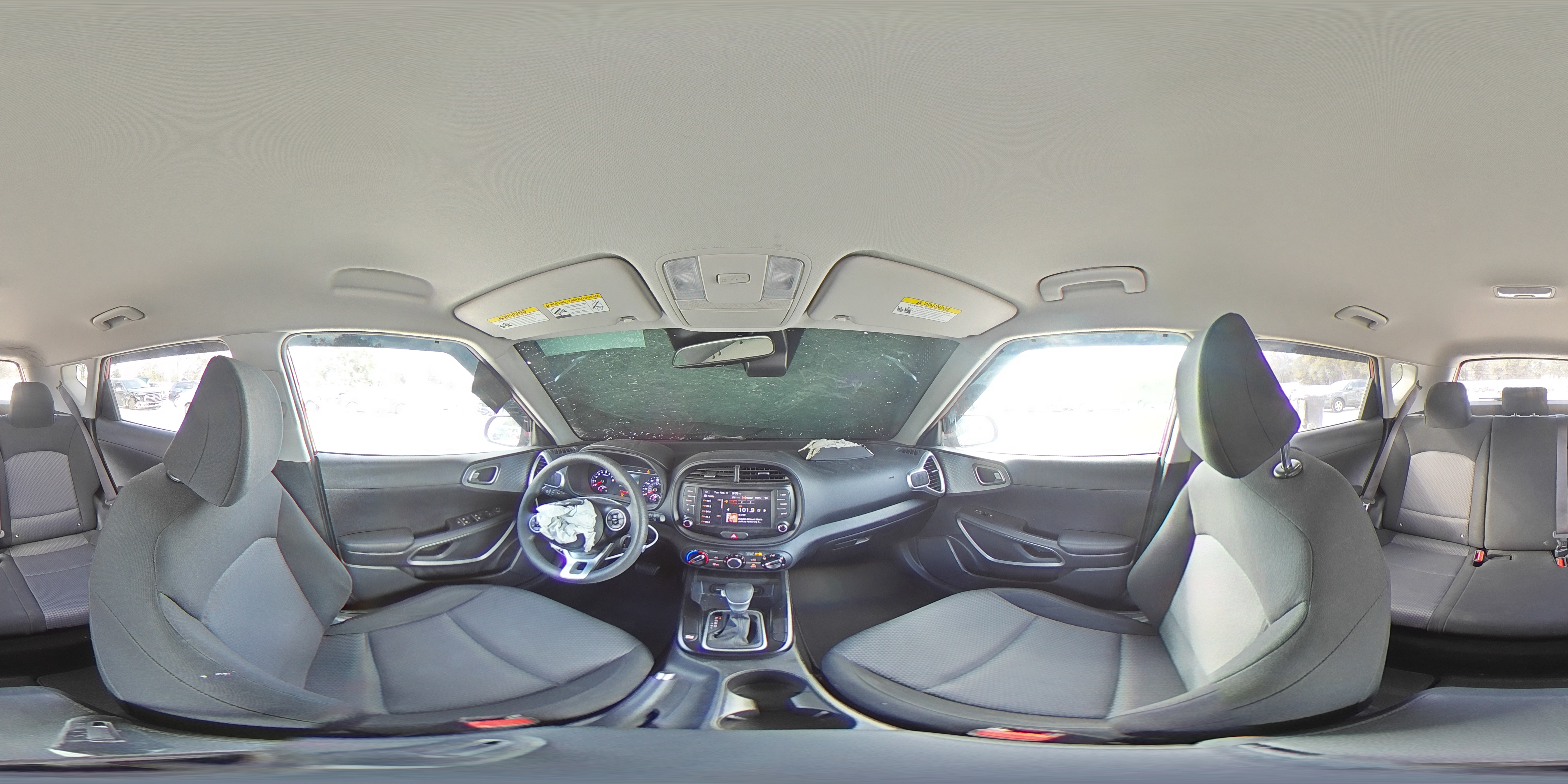 2022 Kia Soul - Image 13