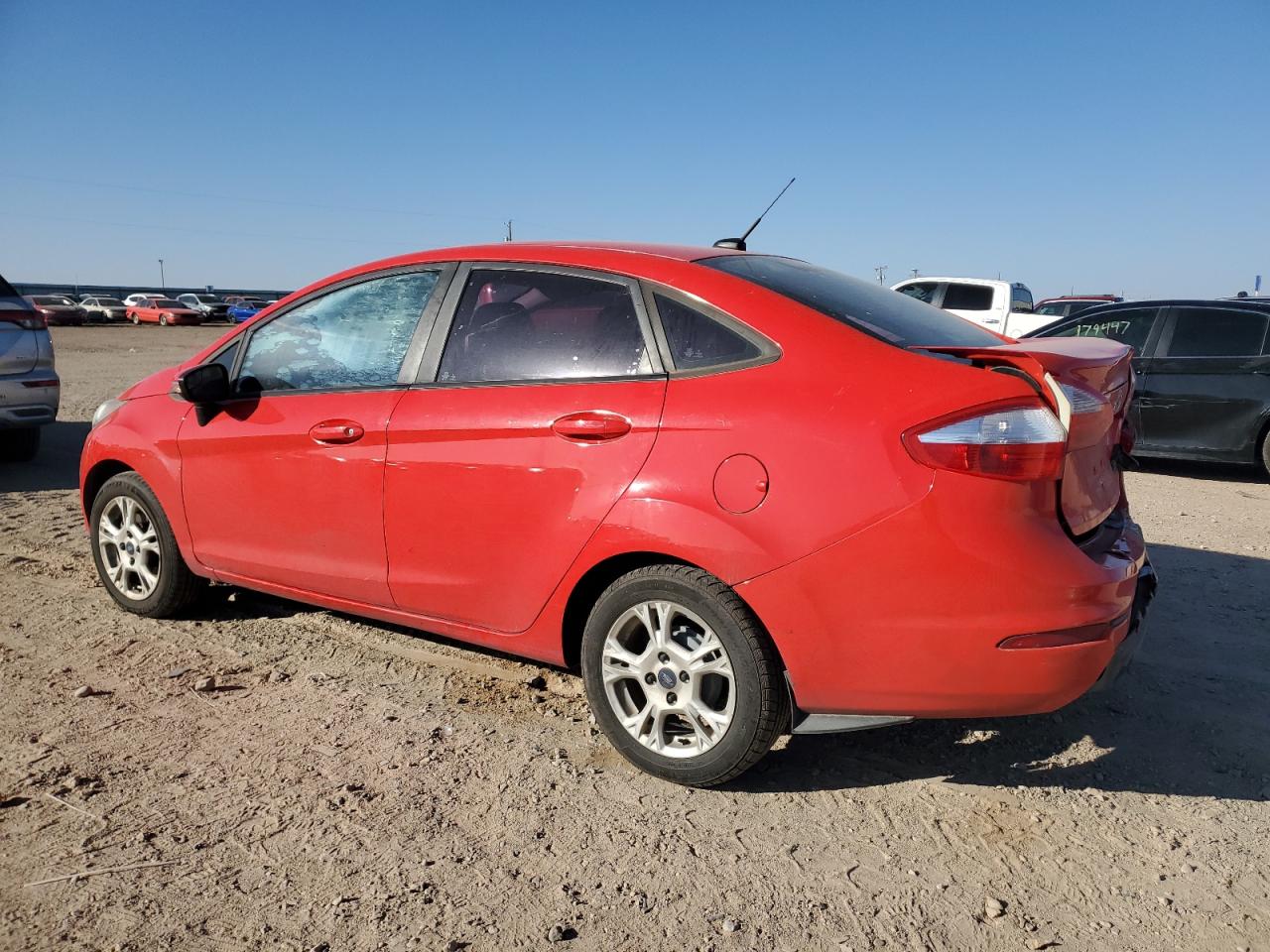 2015 Ford Fiesta - Image 2