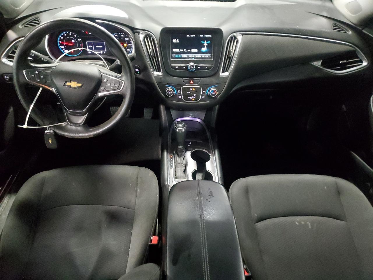 2018 Chevrolet Malibu - Image 8