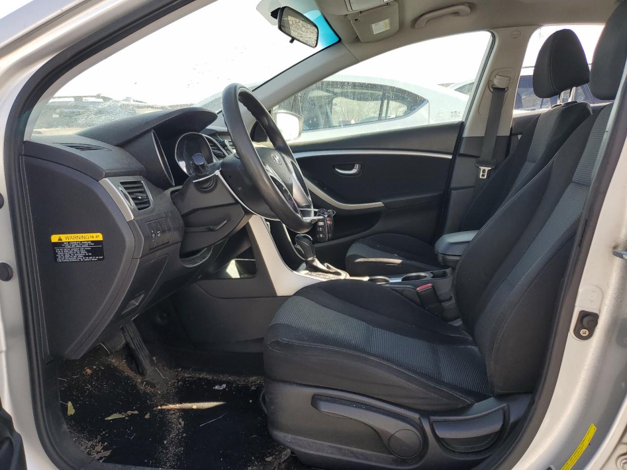 2014 Hyundai Elantra - Image 7