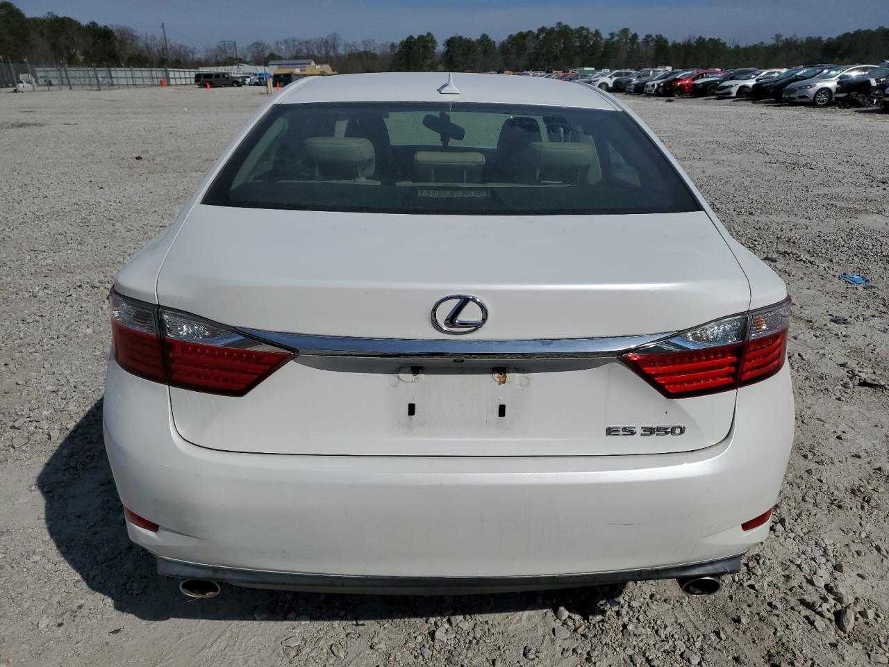 2013 Lexus ES - Image 6