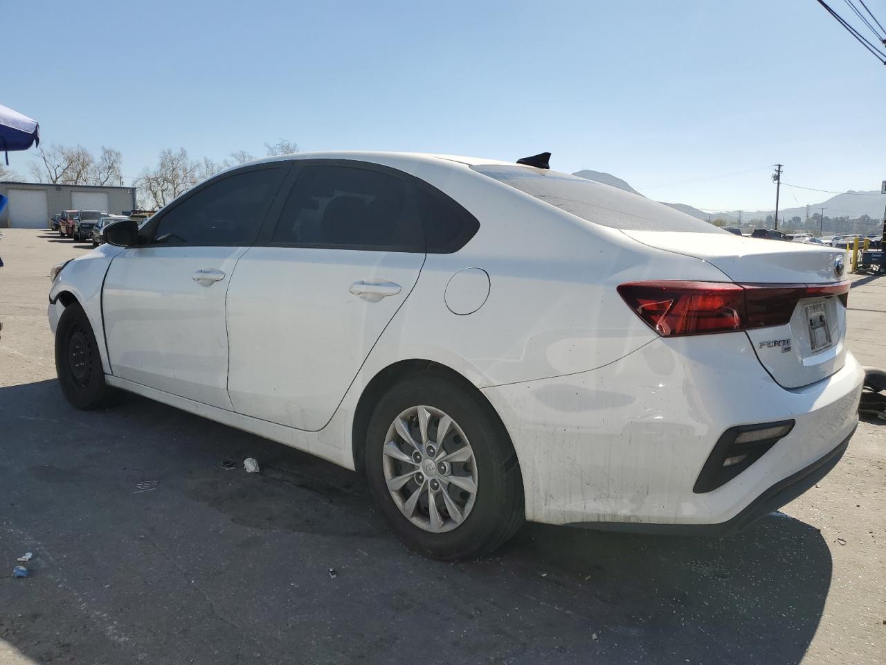 2020 Kia Forte - Image 2