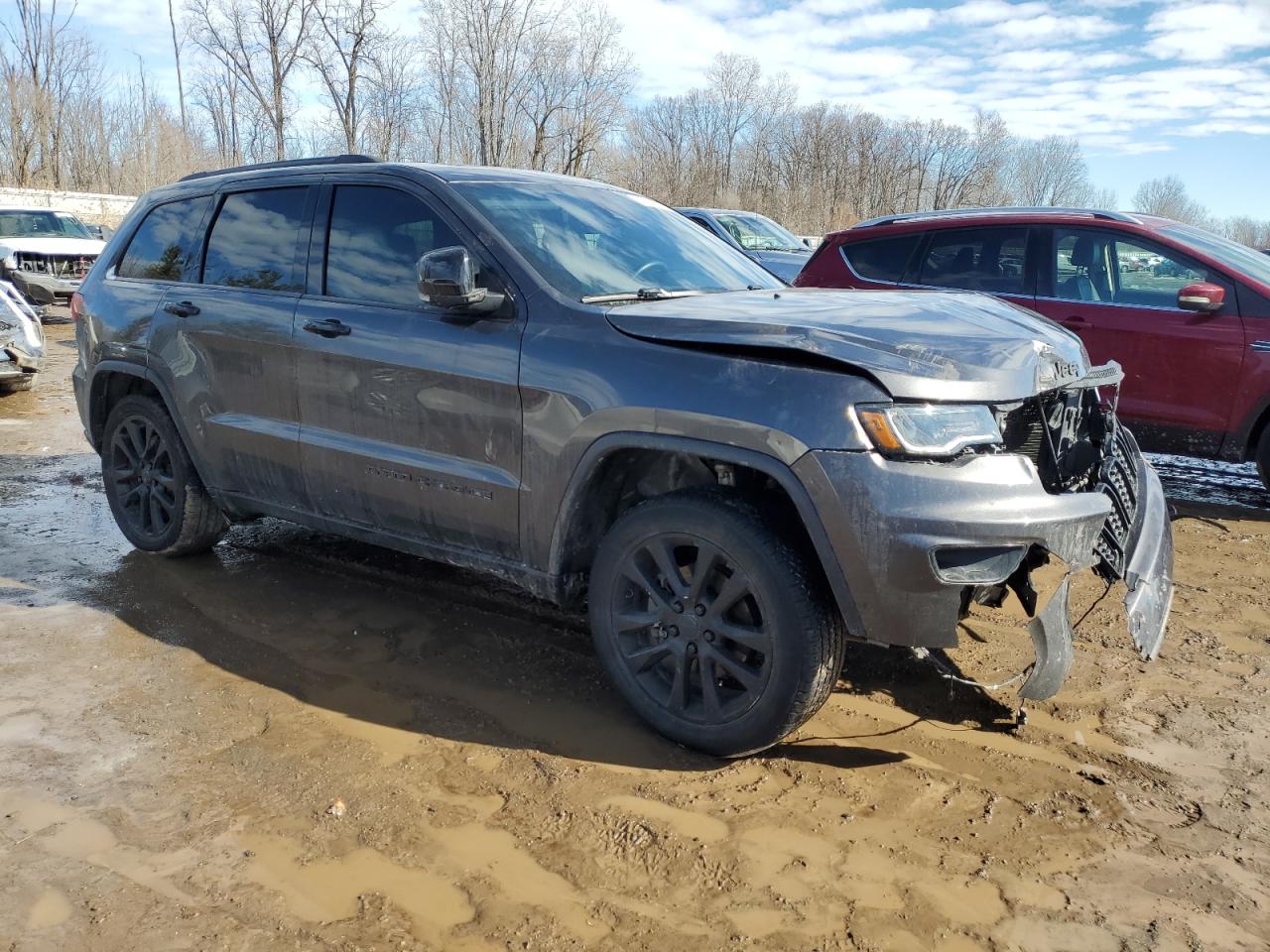 2017 Jeep Grand Cherokee - Image 4