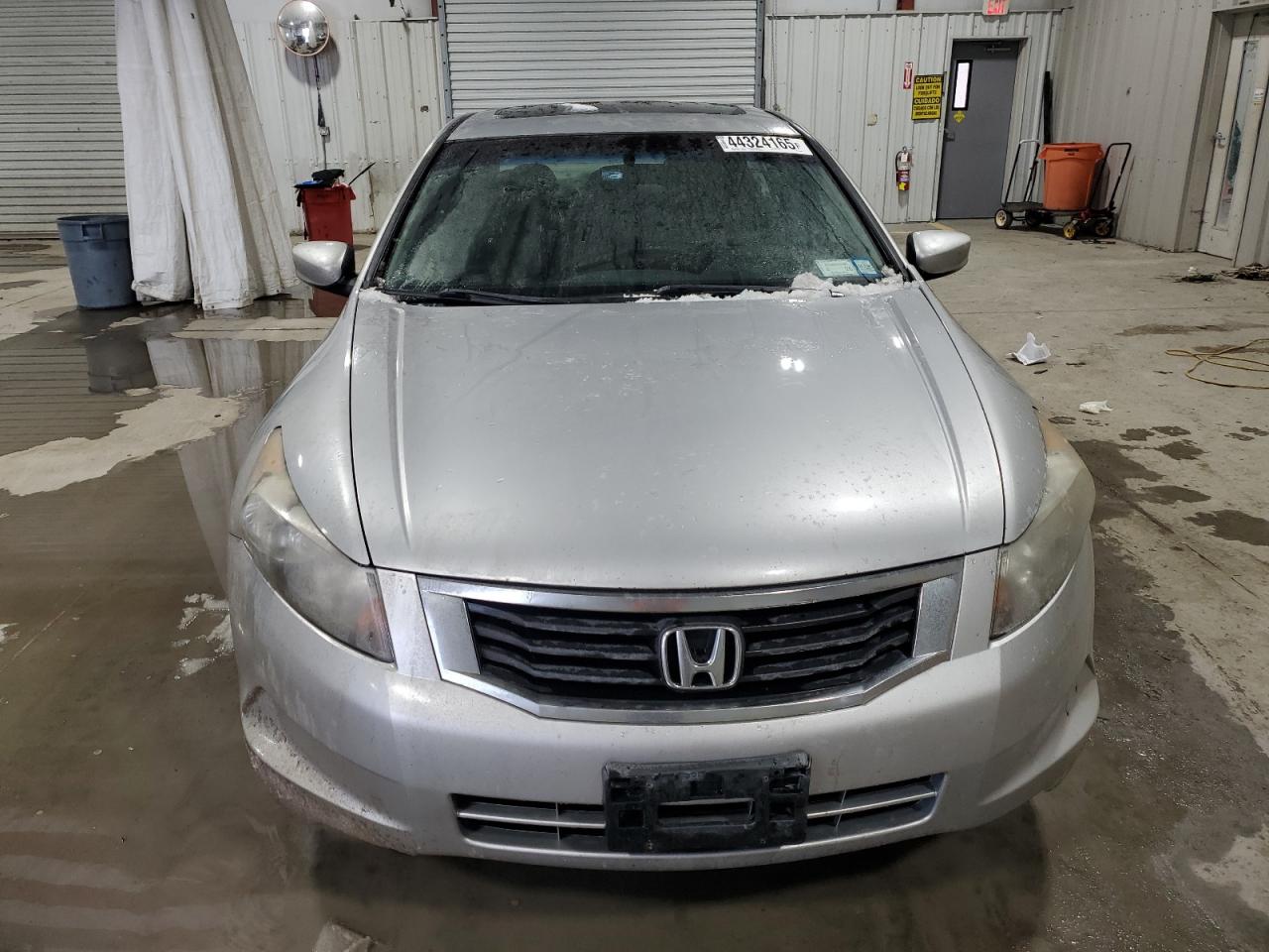 2009 Honda Accord - Image 5