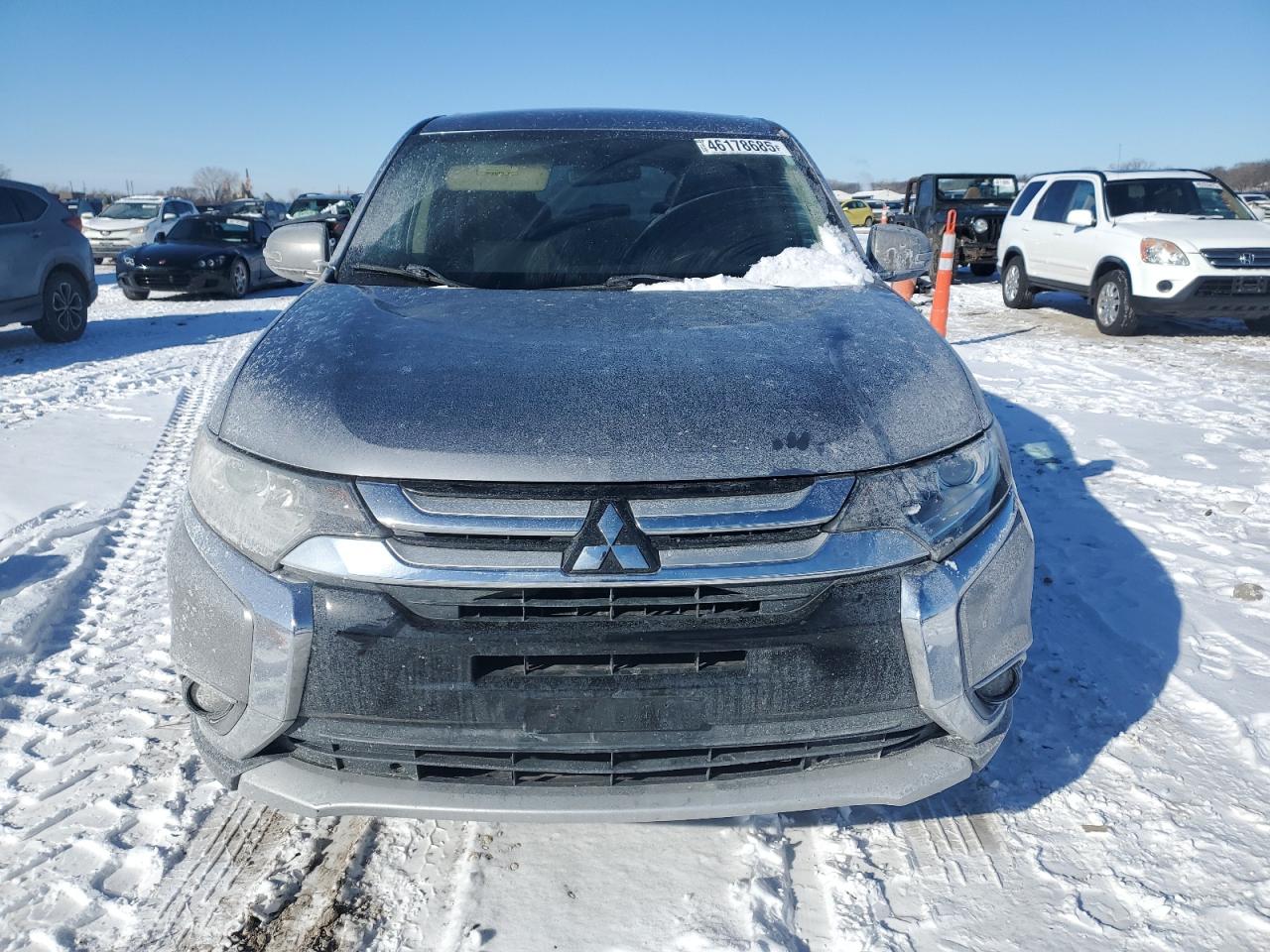 2017 Mitsubishi Outlander - Image 5