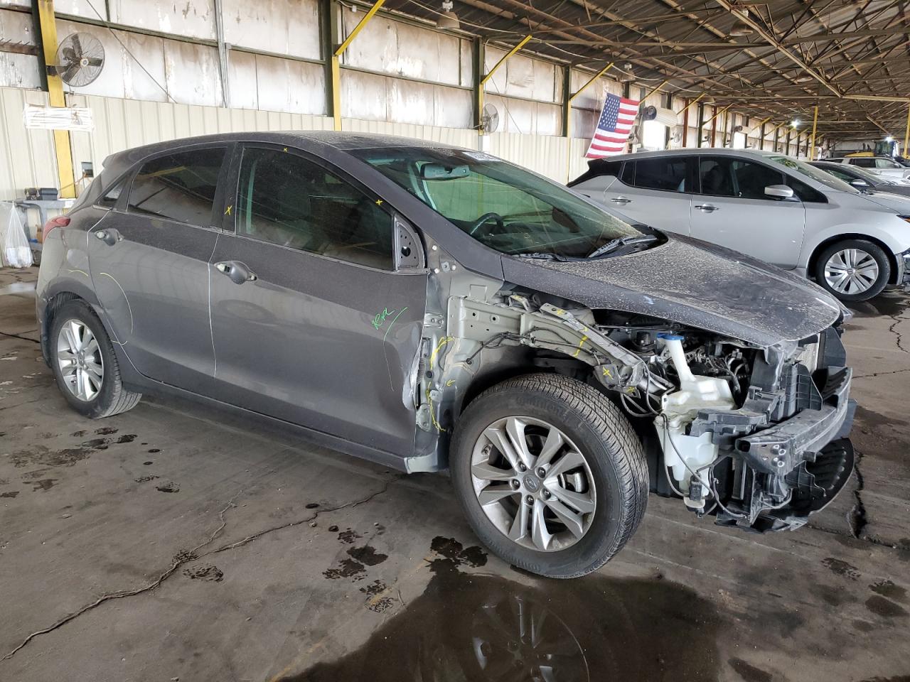 2013 Hyundai Elantra - Image 4