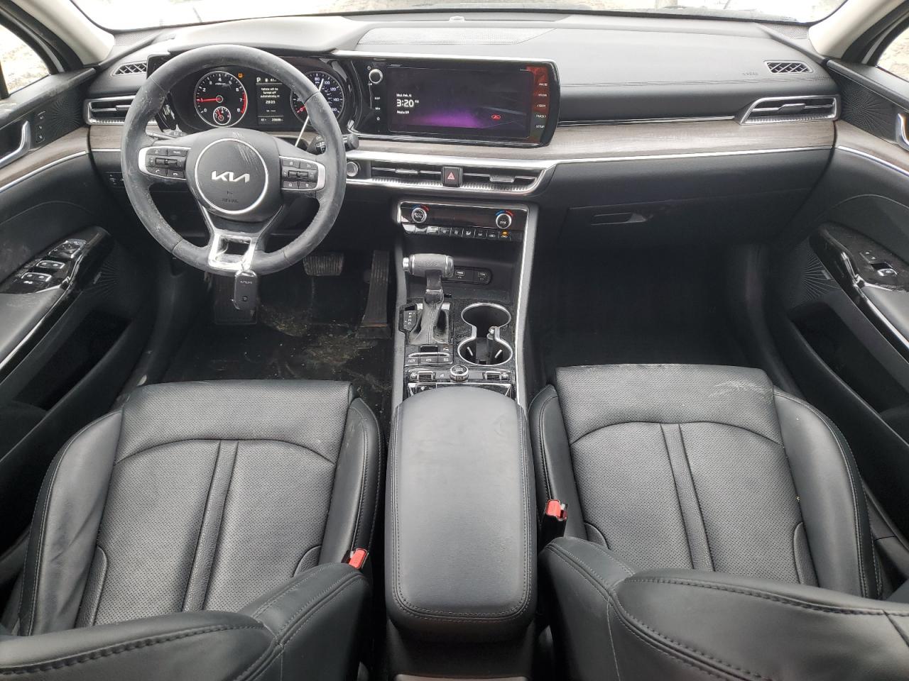 2023 Kia K5 - Image 8