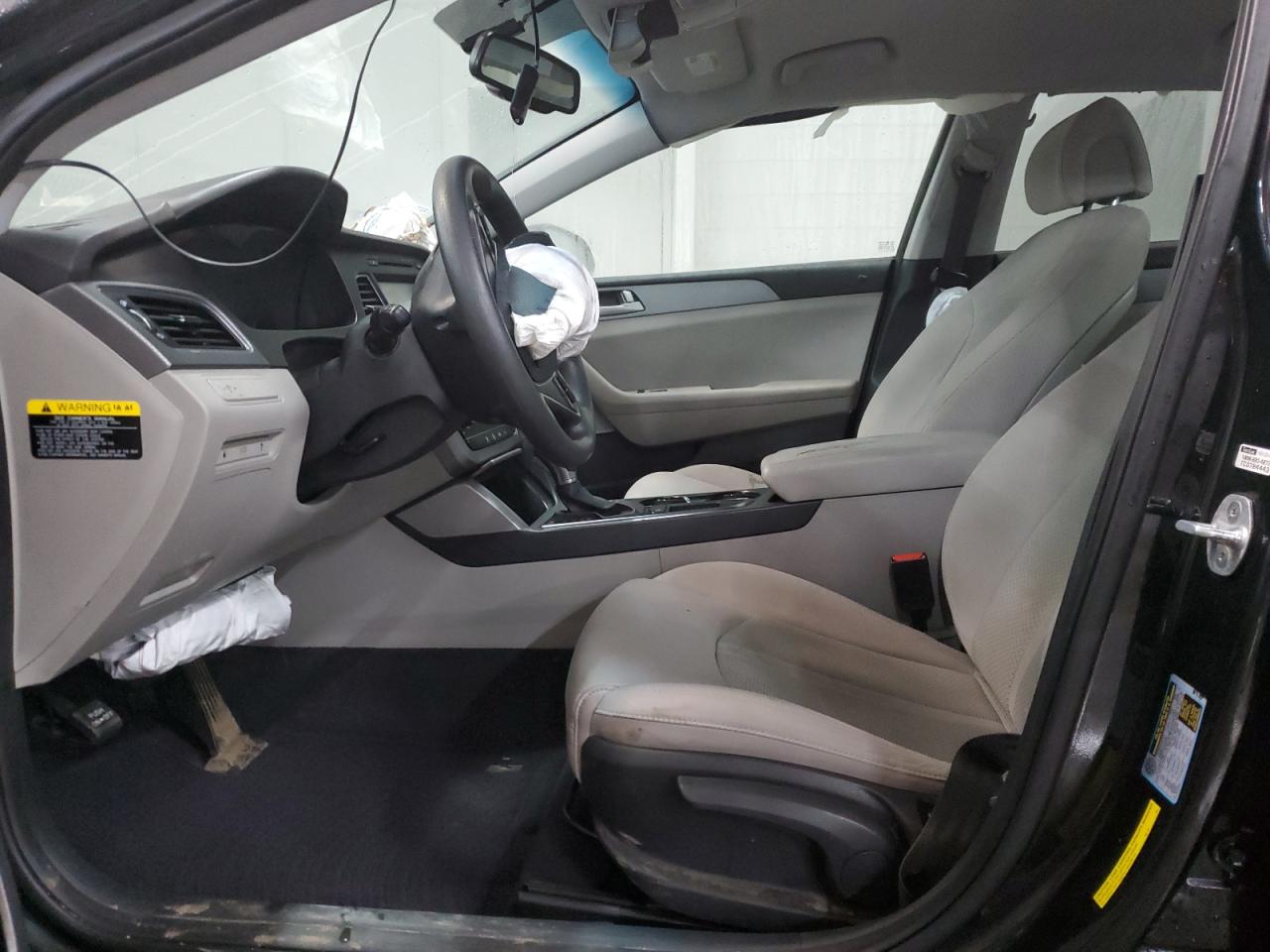 2016 Hyundai Sonata - Image 7