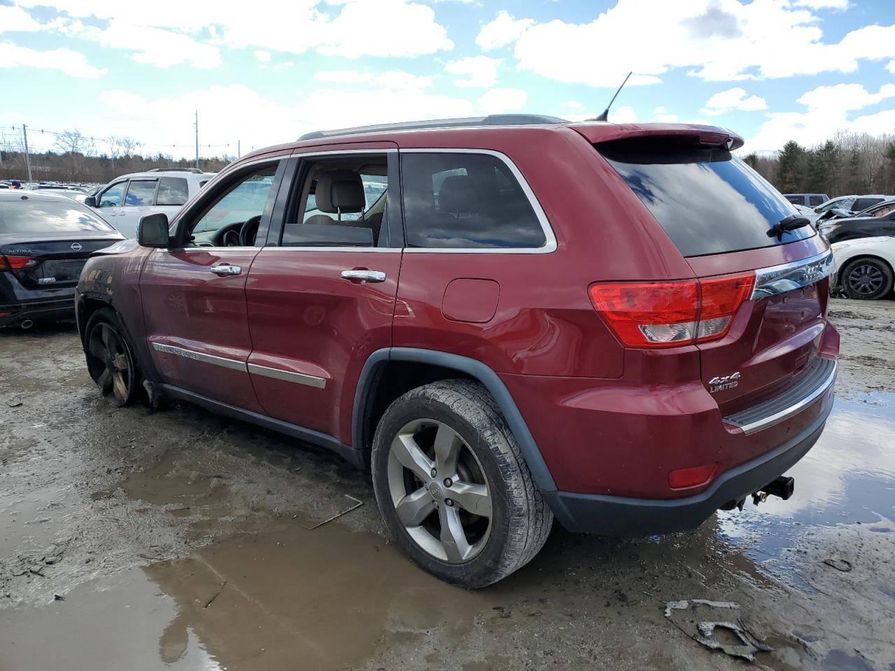 2012 Jeep Grand Cherokee - Image 2