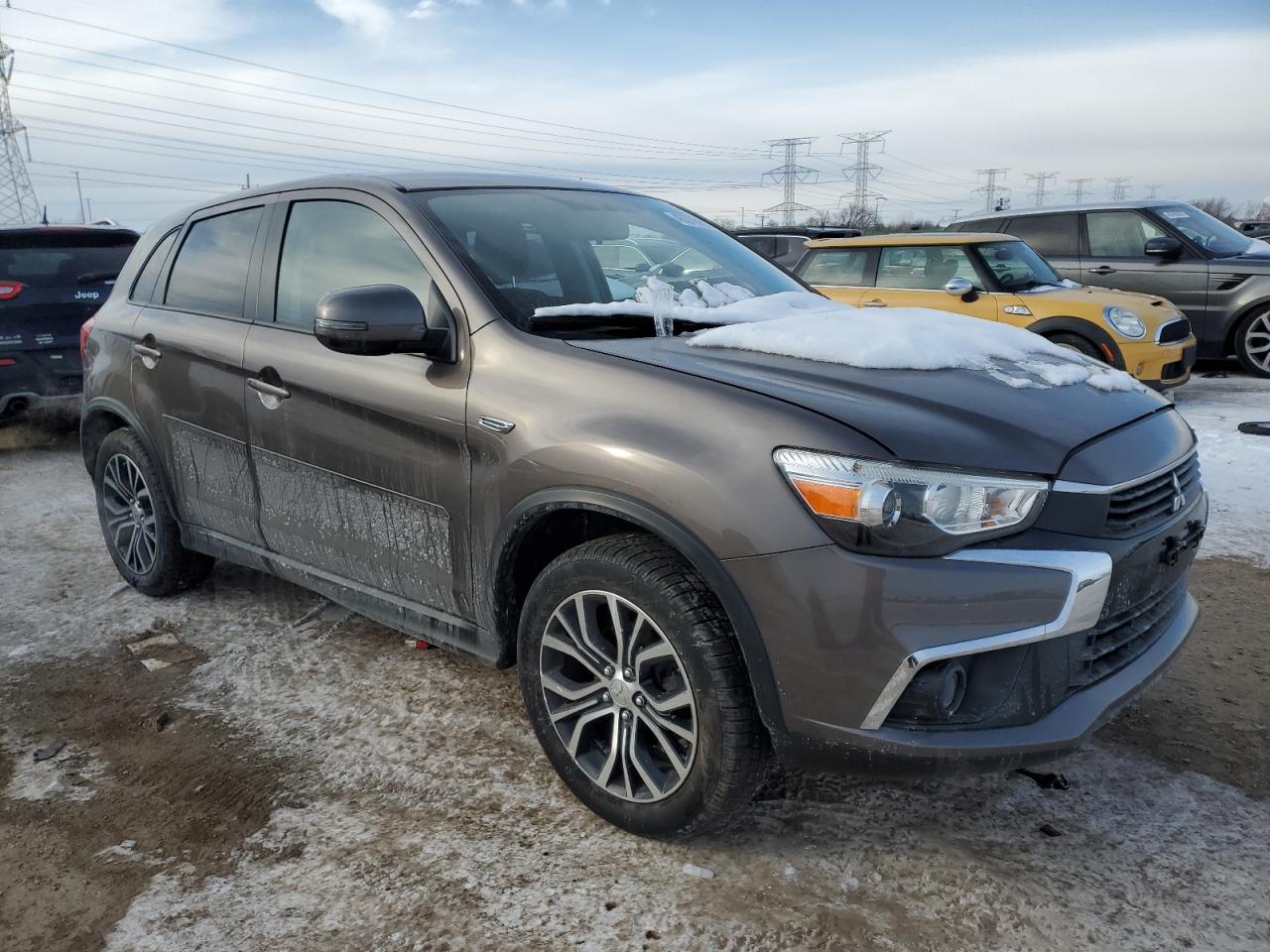 2017 Mitsubishi Outlander - Image 4