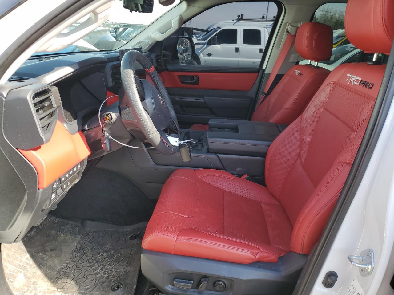 2022 Toyota Tundra - Image 7