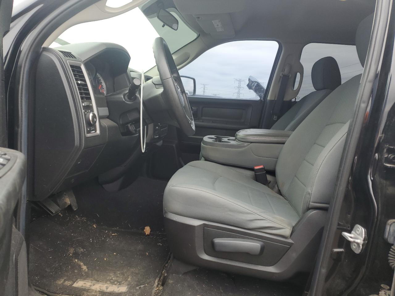 2014 RAM 1500 - Image 7