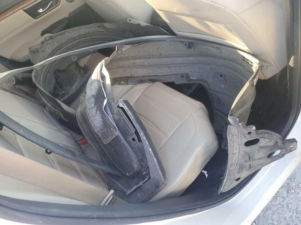 2018 Honda CR-V - Image 13