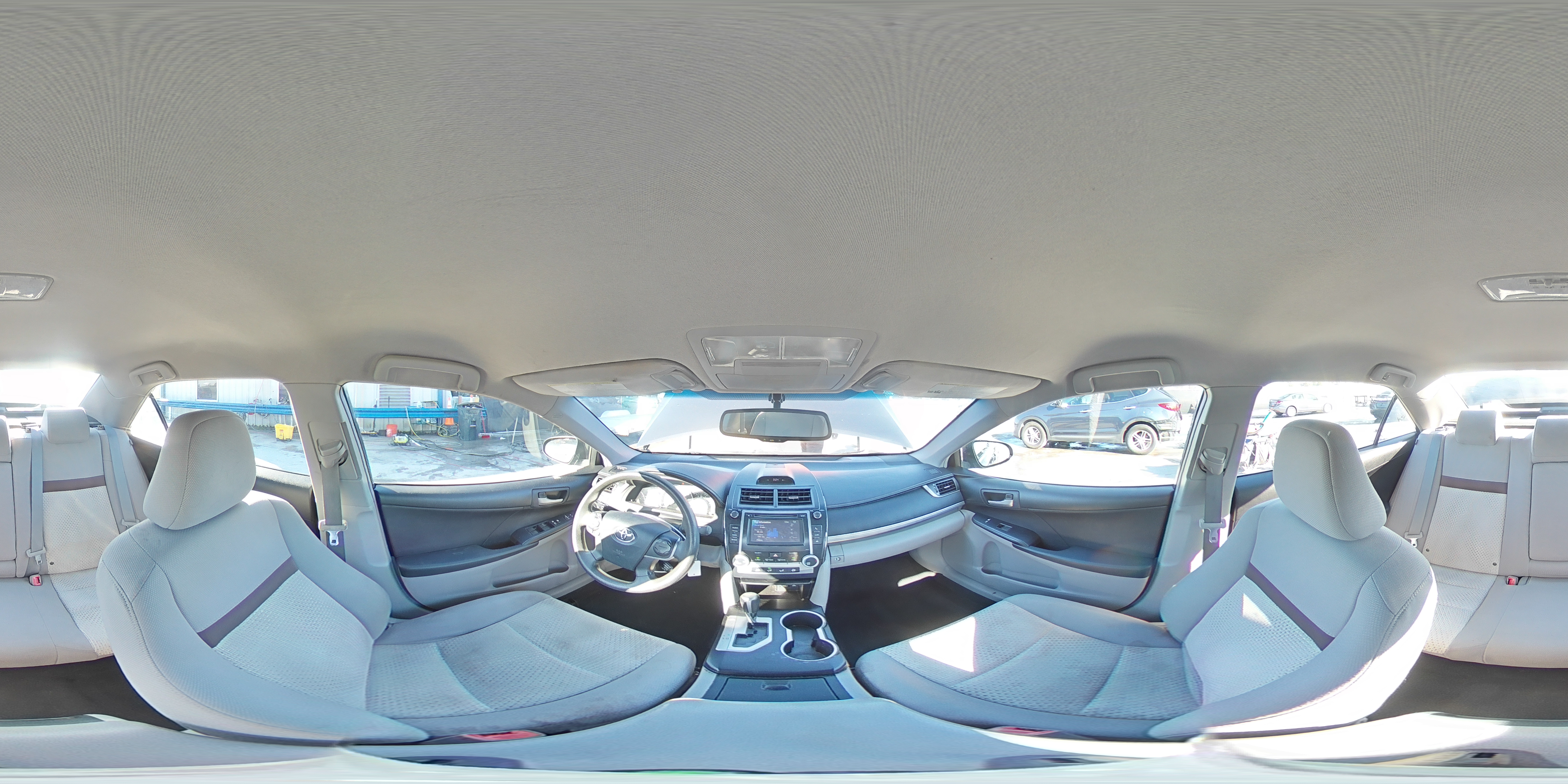 2012 Toyota Camry - Image 14