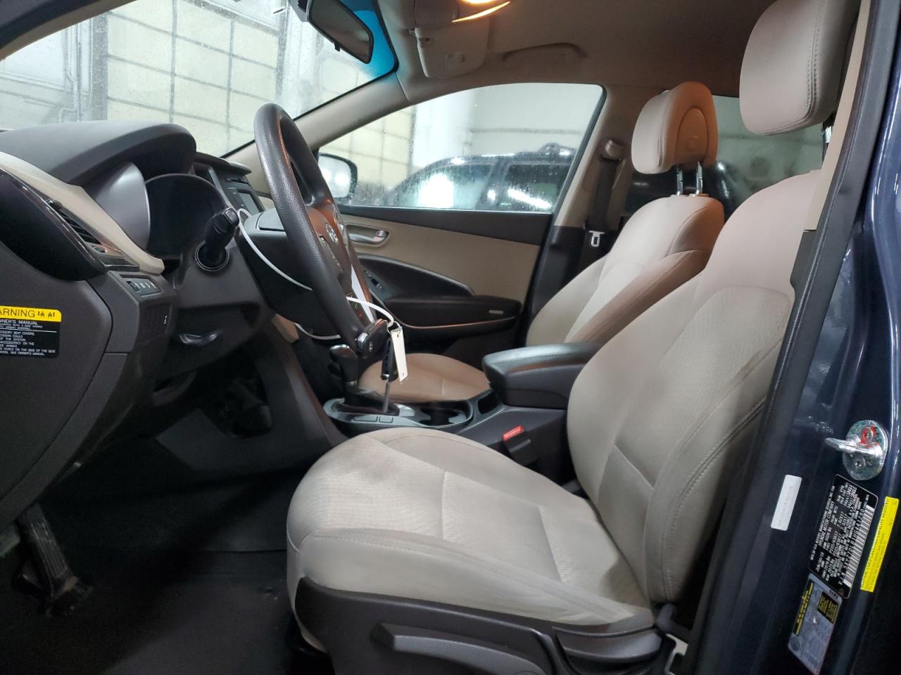 2017 Hyundai Santa Fe - Image 7