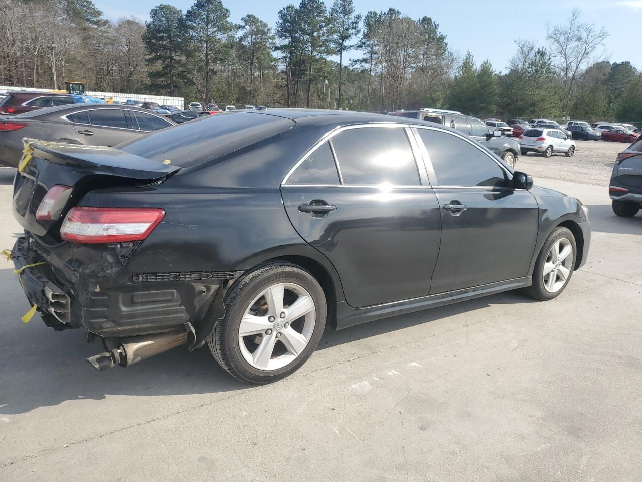 2011 Toyota Camry - Image 3