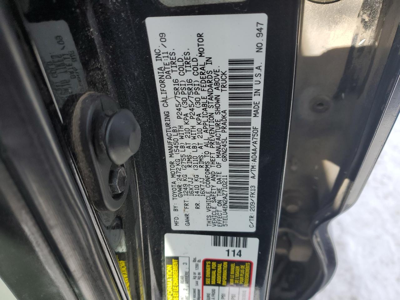 2010 Toyota Tacoma - Image 12