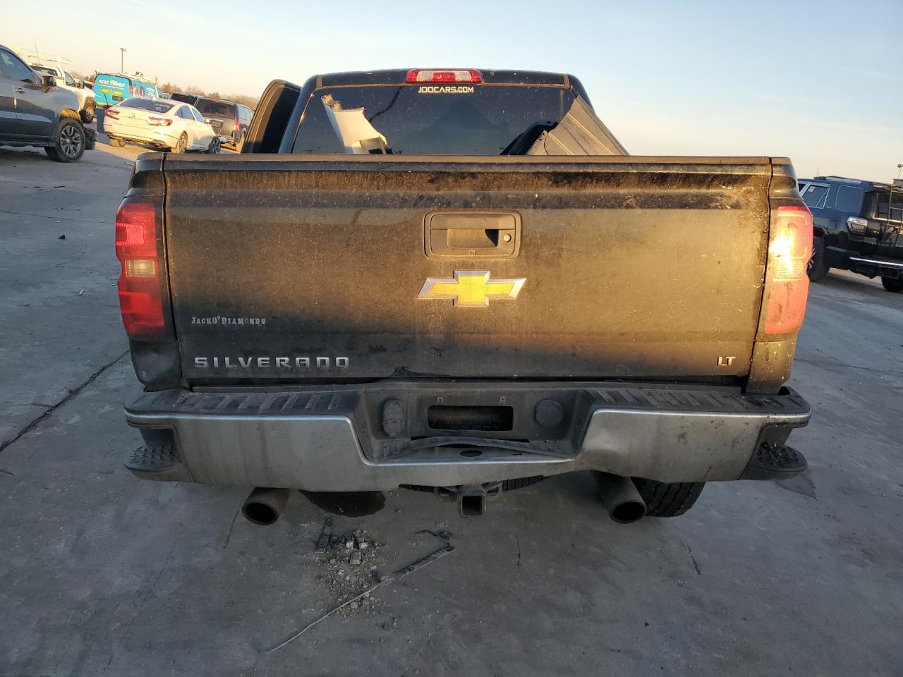2017 Chevrolet Silverado - Image 6