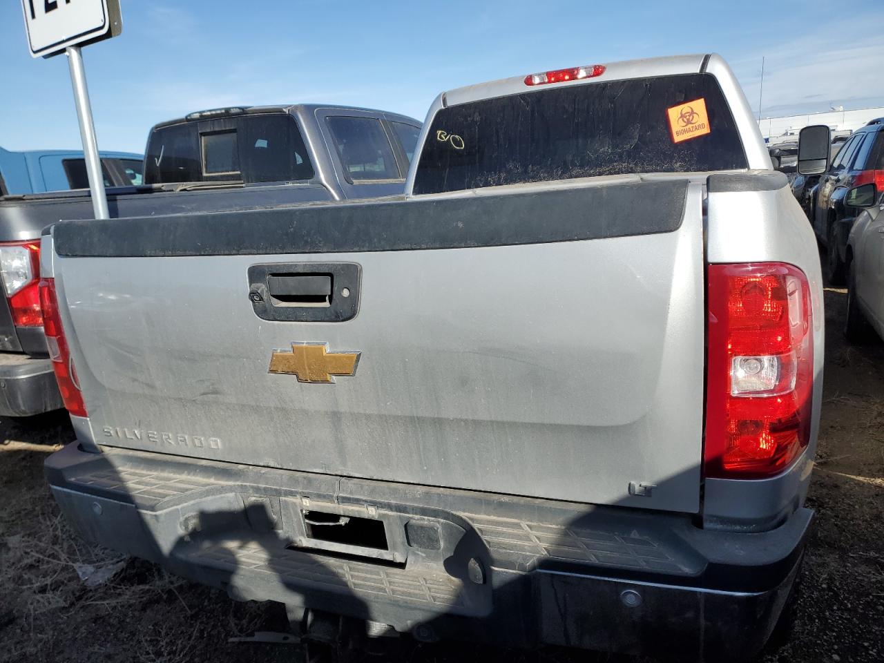 2011 Chevrolet Silverado - Image 6