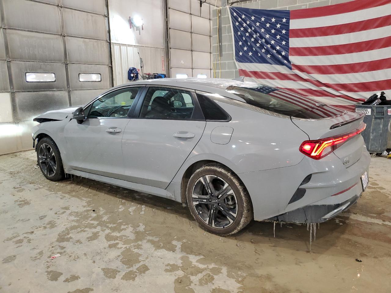 2023 Kia K5 - Image 2