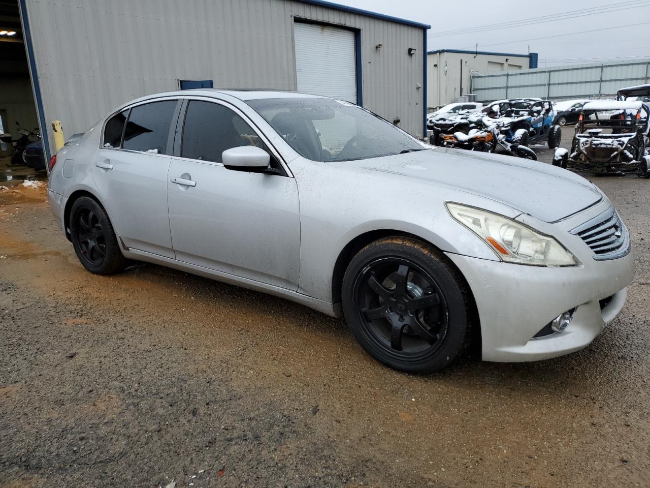 2011 Infiniti G - Image 4