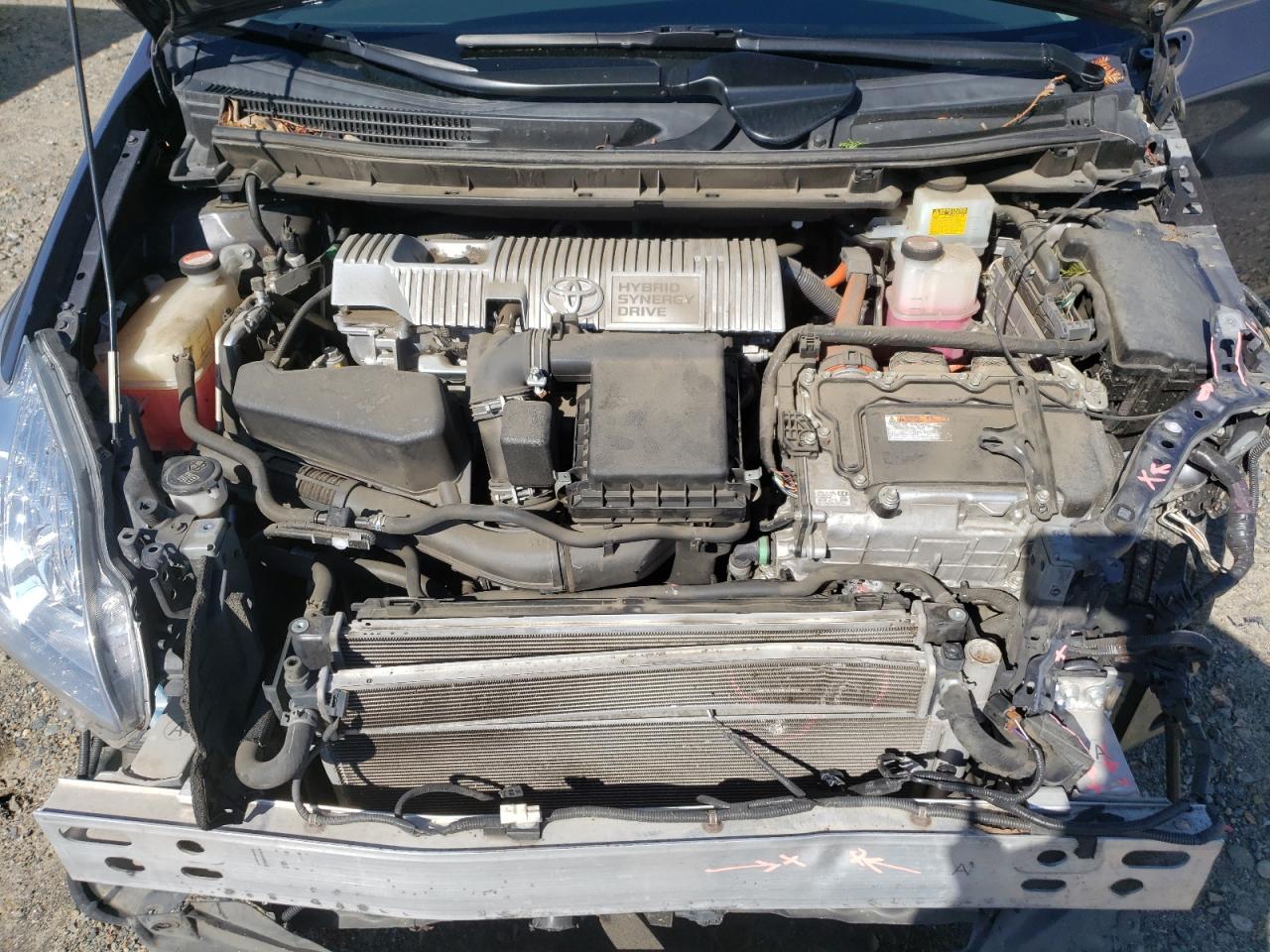 2015 Toyota Prius - Image 11