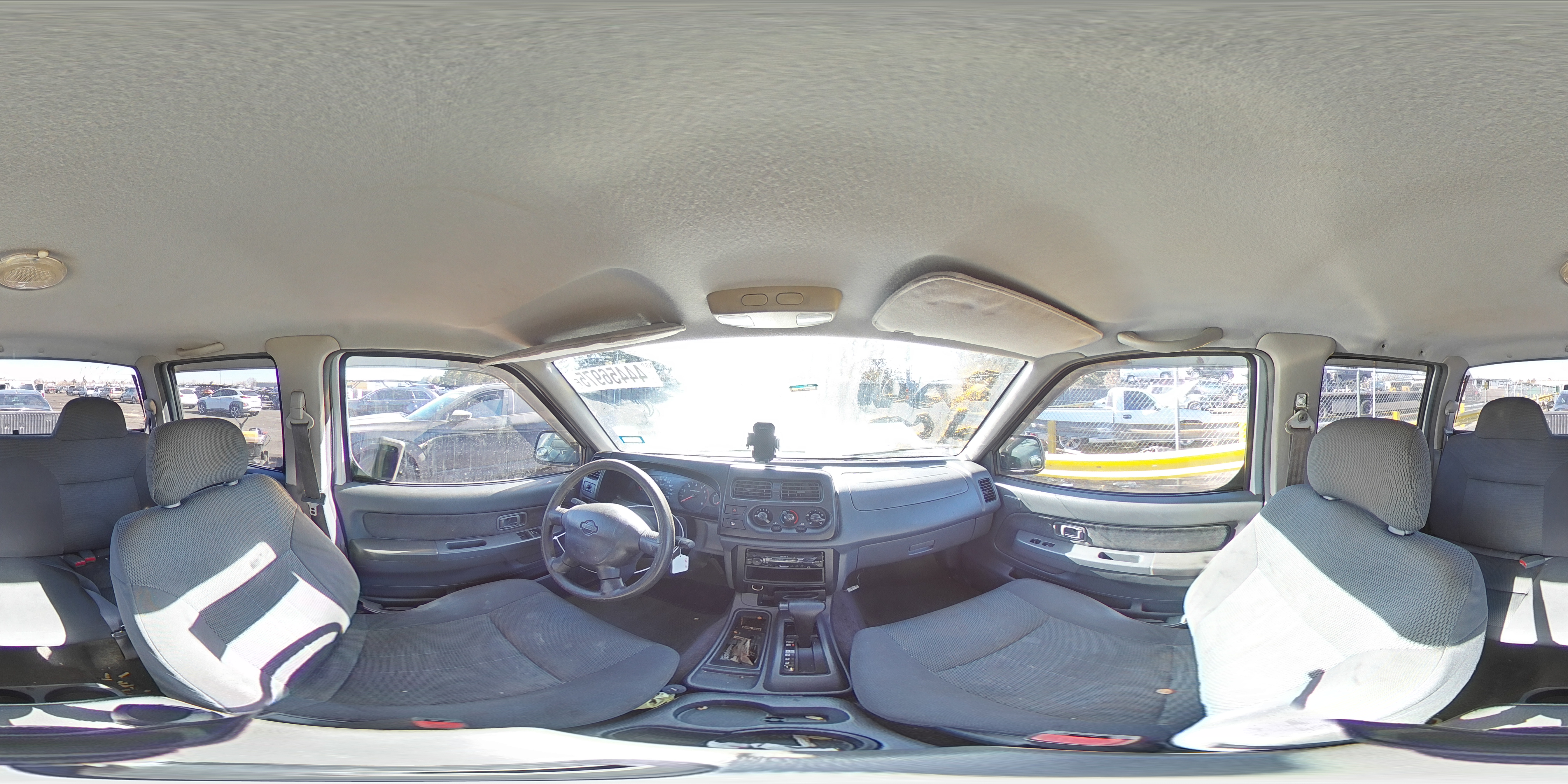 2001 Nissan Navara (Frontier) - Image 12
