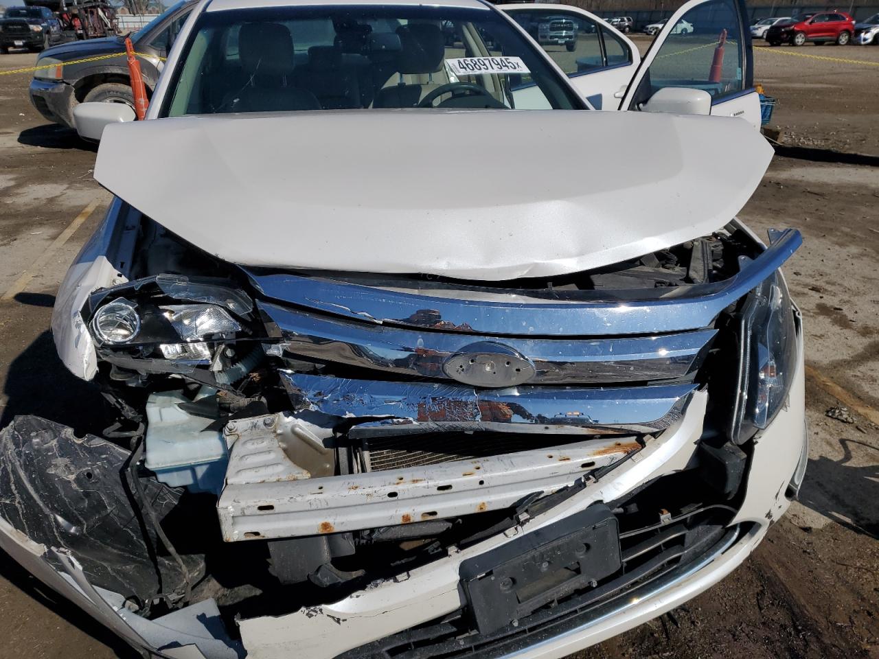 2012 Ford Fusion - Image 11