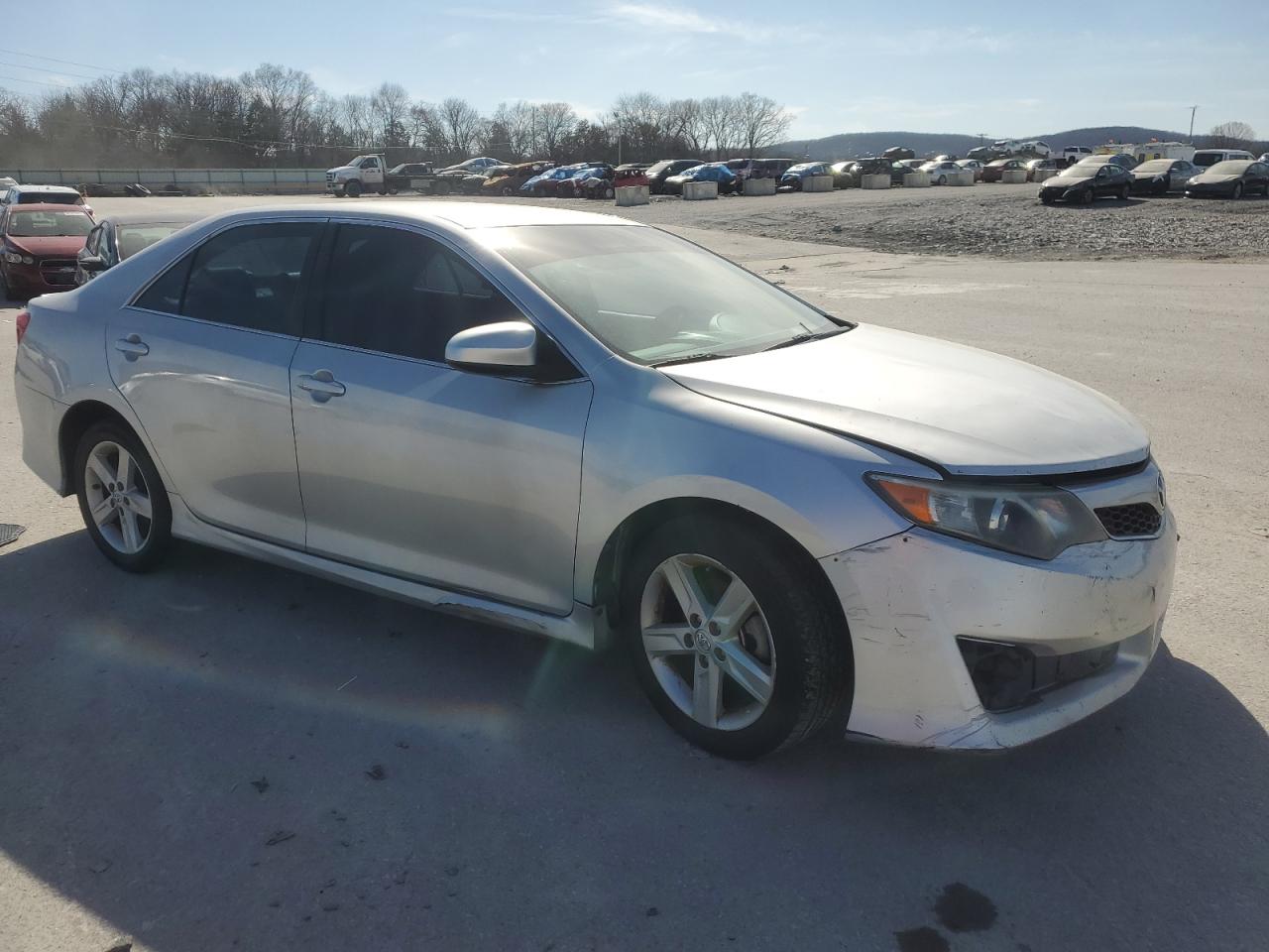 2014 Toyota Camry - Image 4