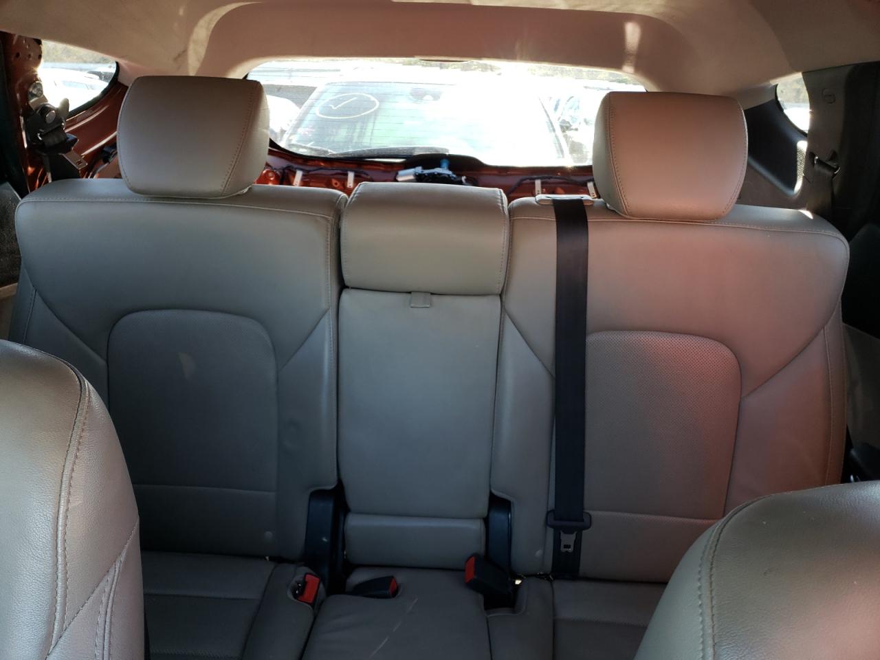 2017 Hyundai Santa Fe - Image 10