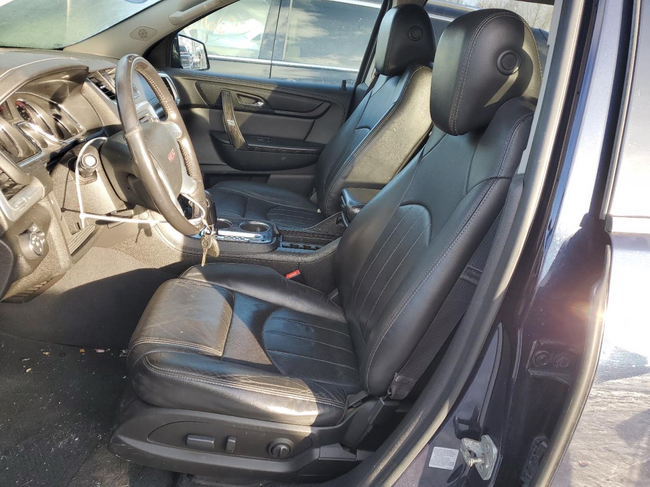2017 GMC Acadia - Image 7