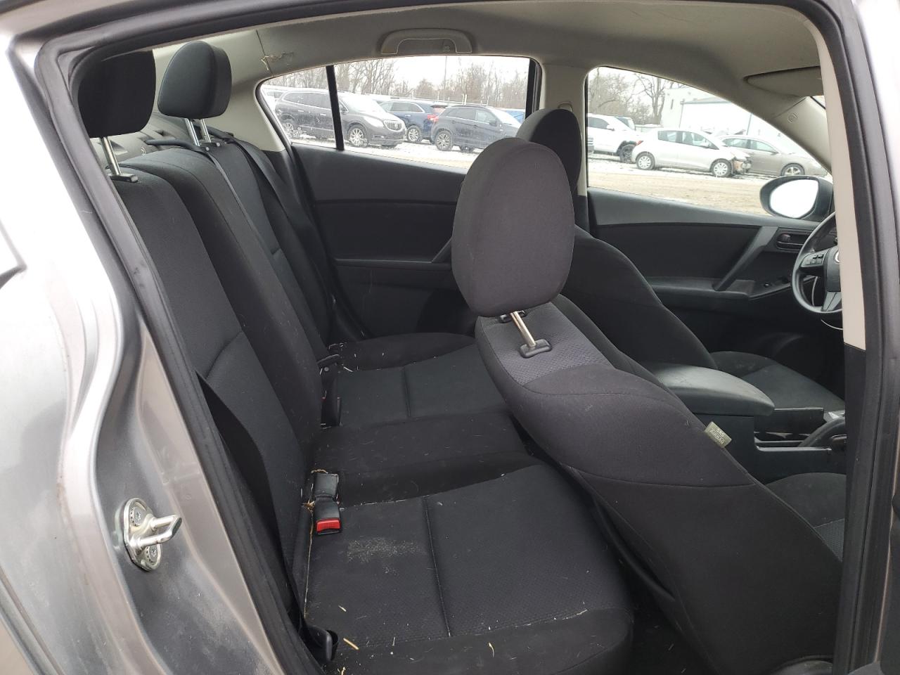 2010 Mazda 3 - Image 10