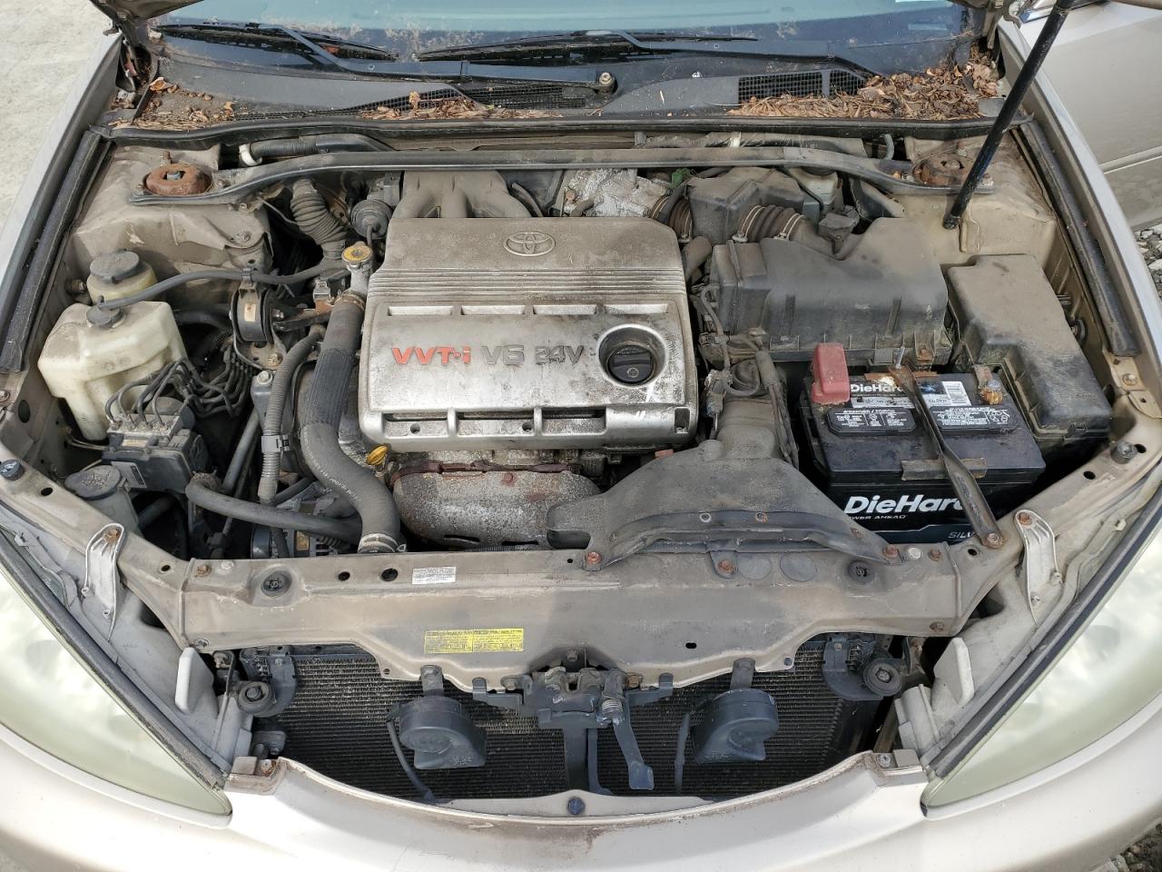 2005 Toyota Camry - Image 11