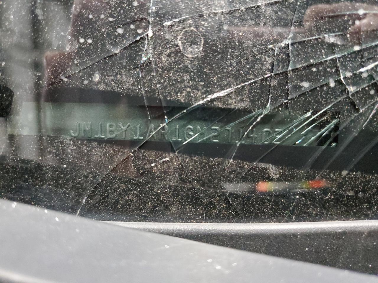 2016 Infiniti Q70 - Image 14