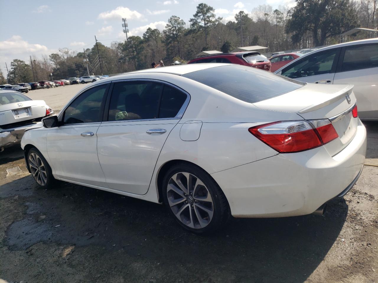 2015 Honda Accord - Image 2