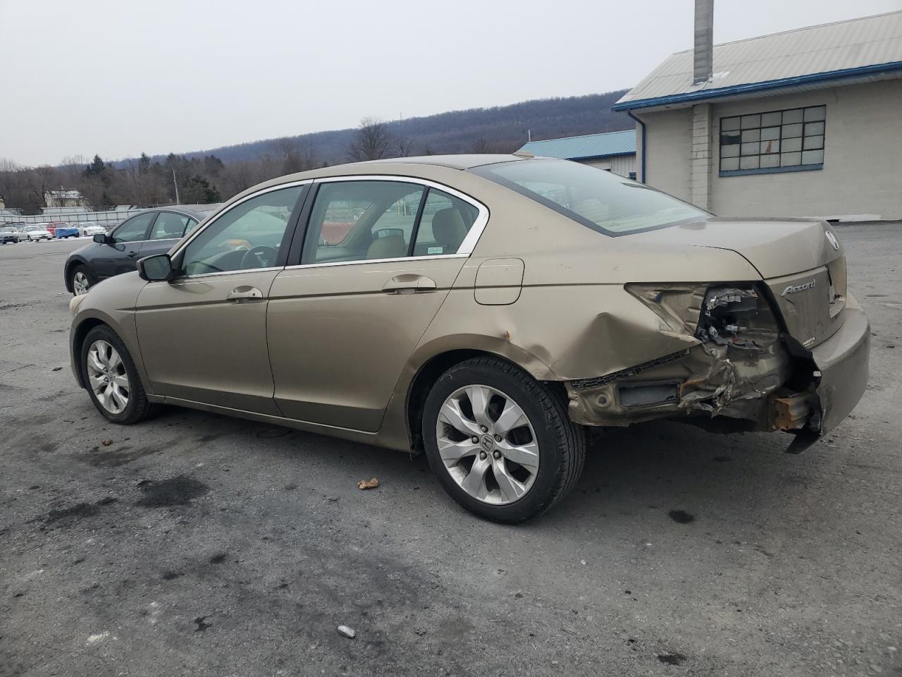2009 Honda Accord - Image 2