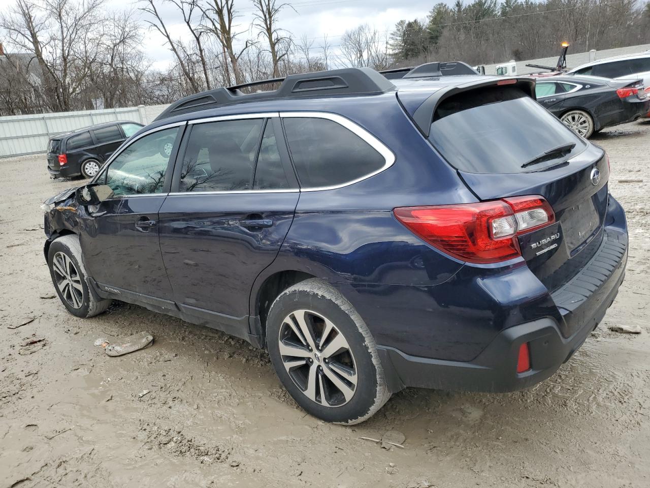 2018 Subaru Outback - Image 2