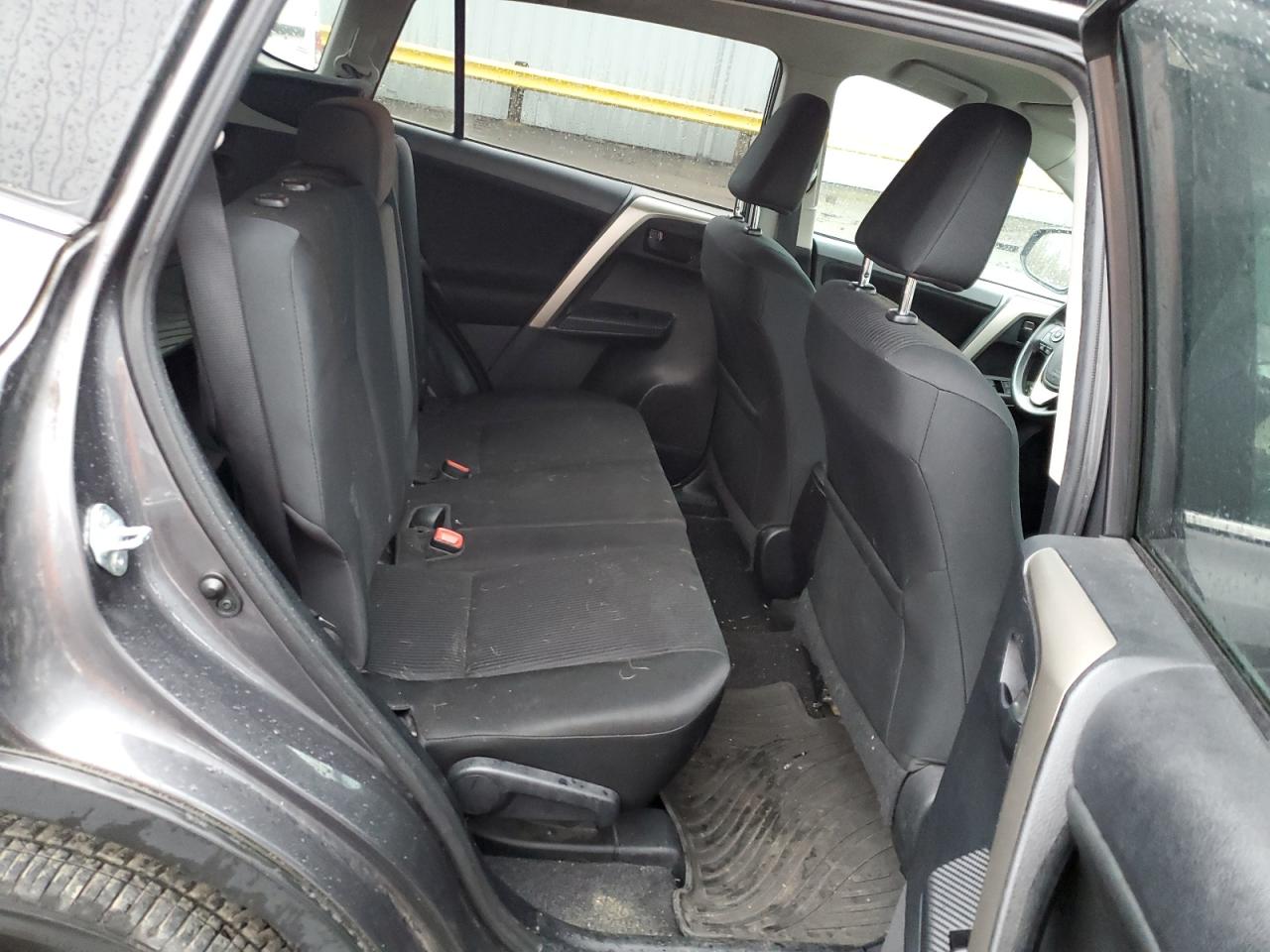 2014 Toyota RAV 4 - Image 11