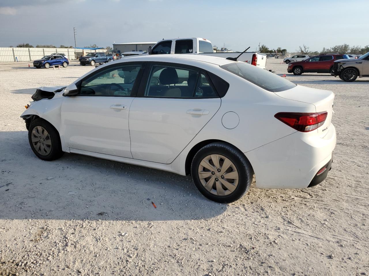 2020 Kia Rio - Image 2