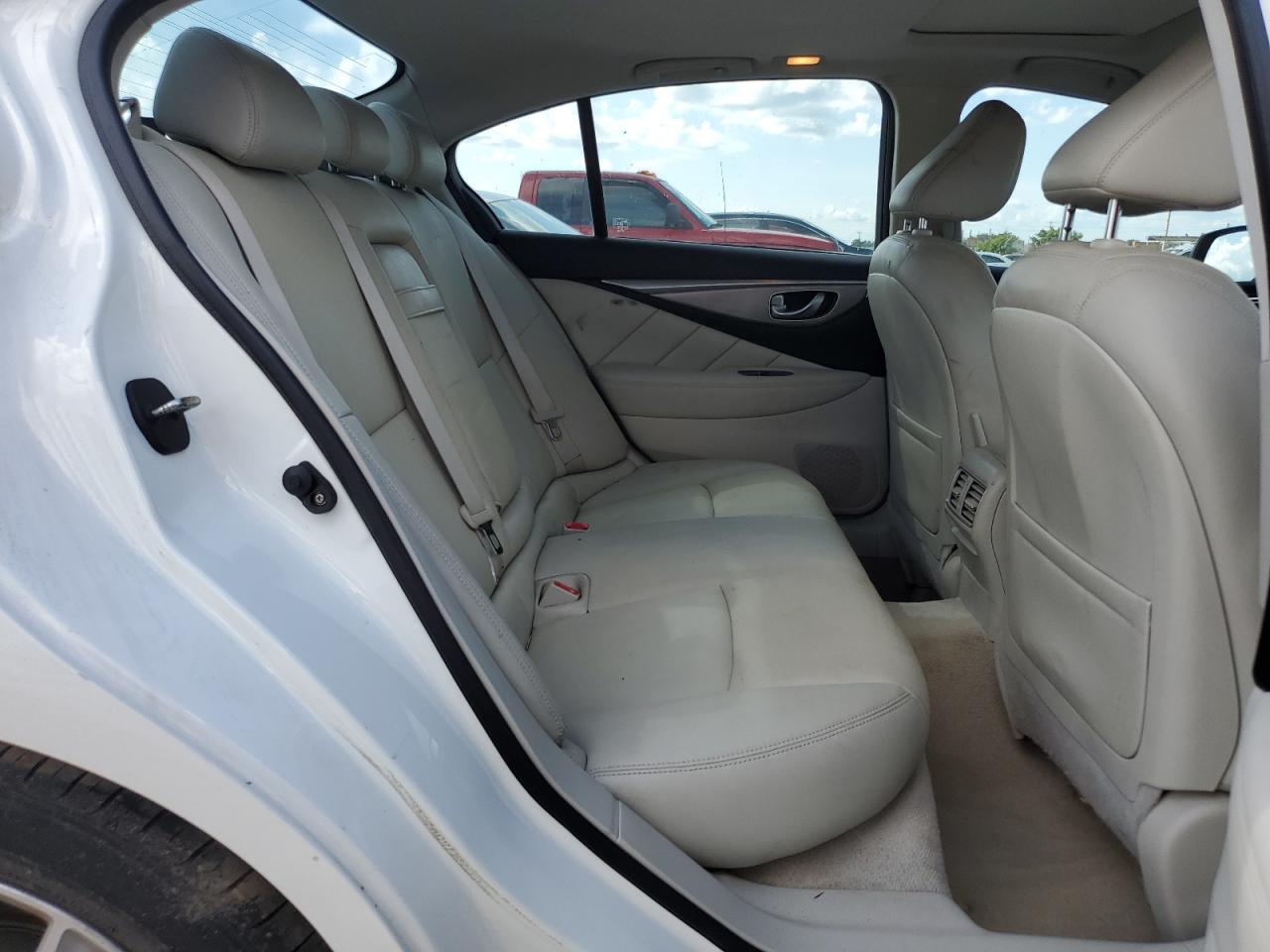 2014 Infiniti Q50 - Image 10