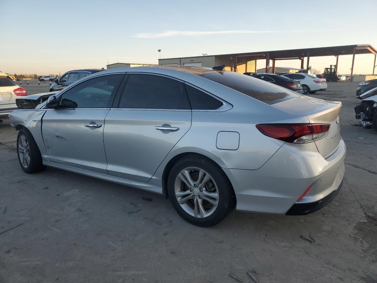 2018 Hyundai Sonata - Image 2