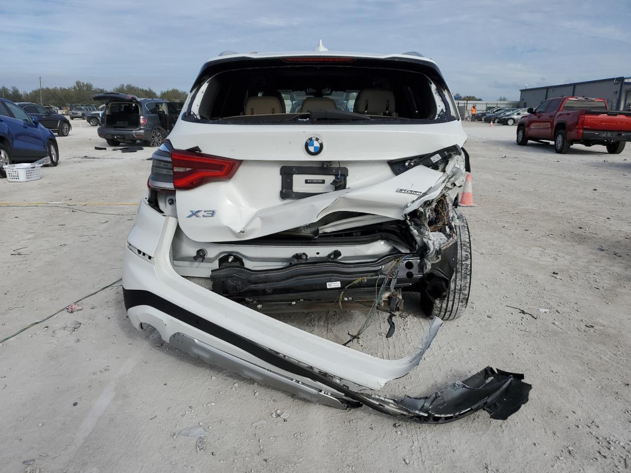 2019 BMW X3 - Image 6
