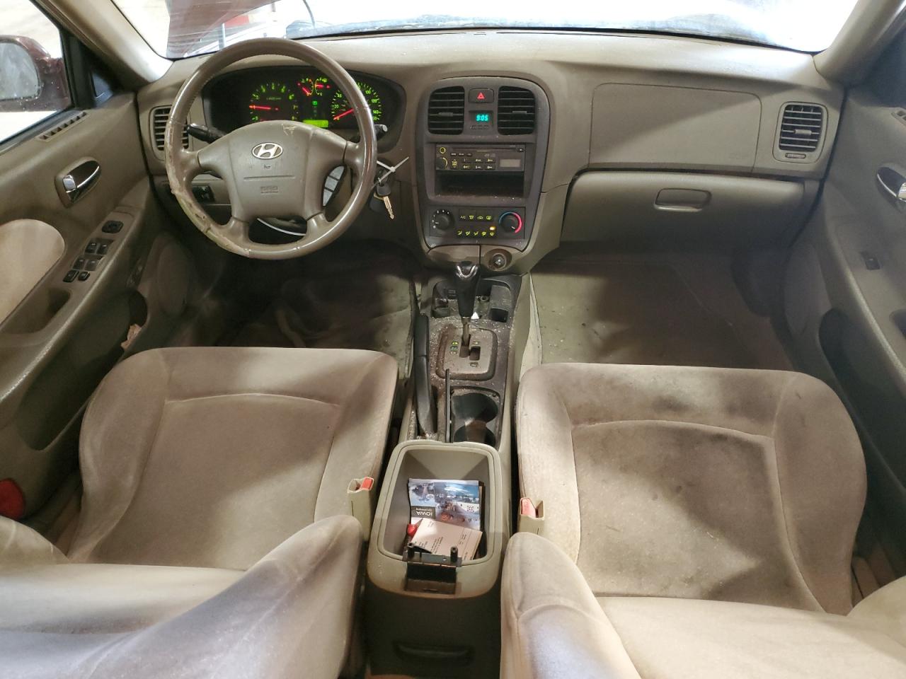2004 Hyundai Sonata - Image 8