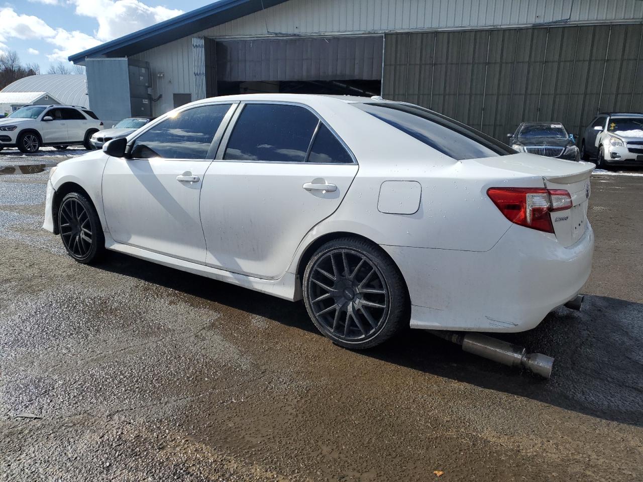 2013 Toyota Camry - Image 2