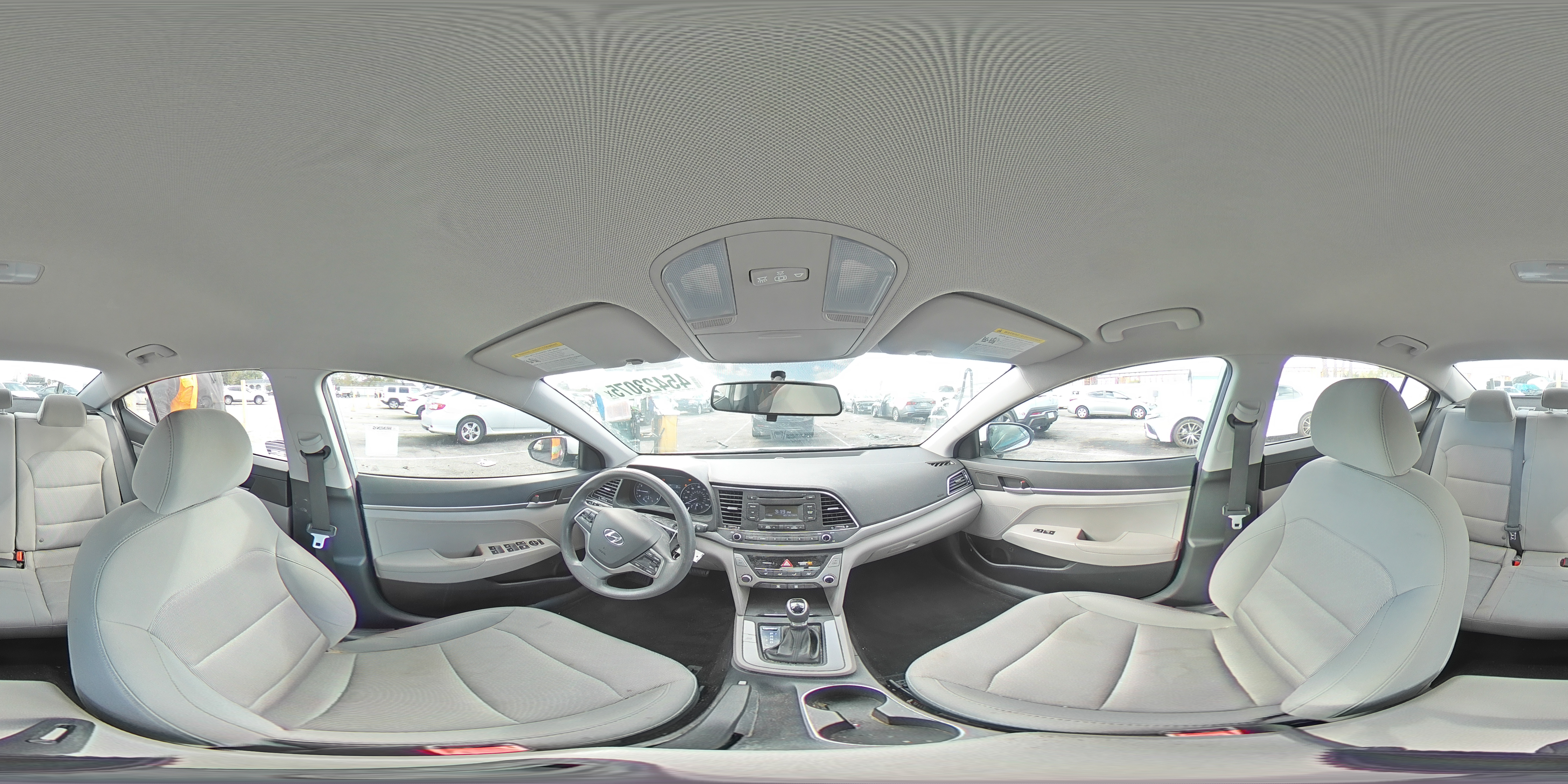 2017 Hyundai Elantra - Image 12
