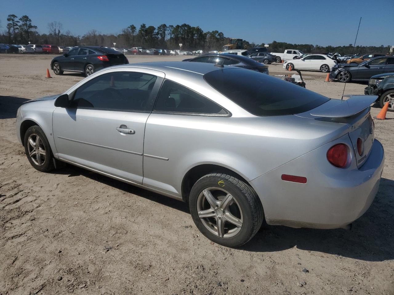 2009 Chevrolet Cobalt - Image 2