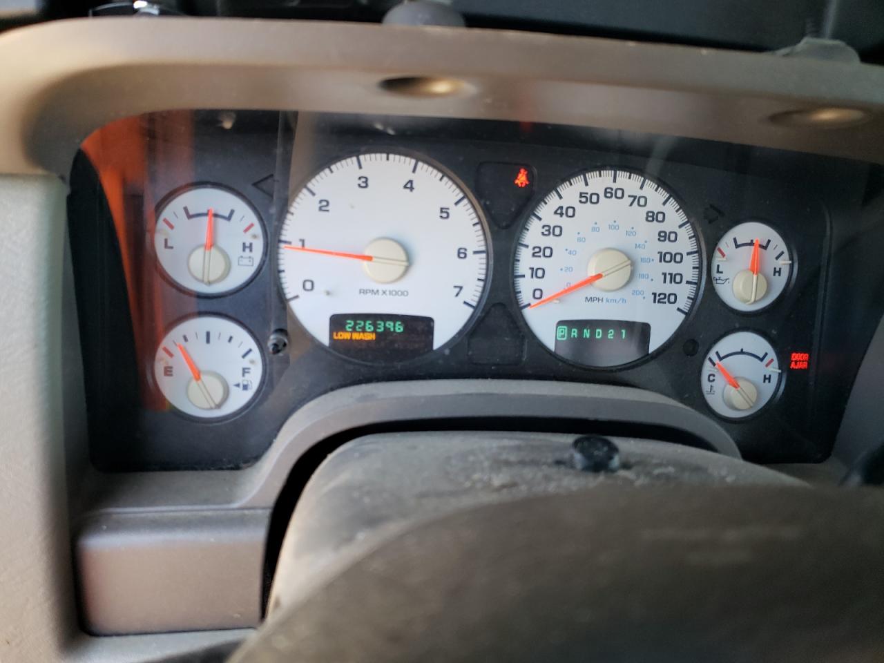 2003 Dodge RAM - Image 9